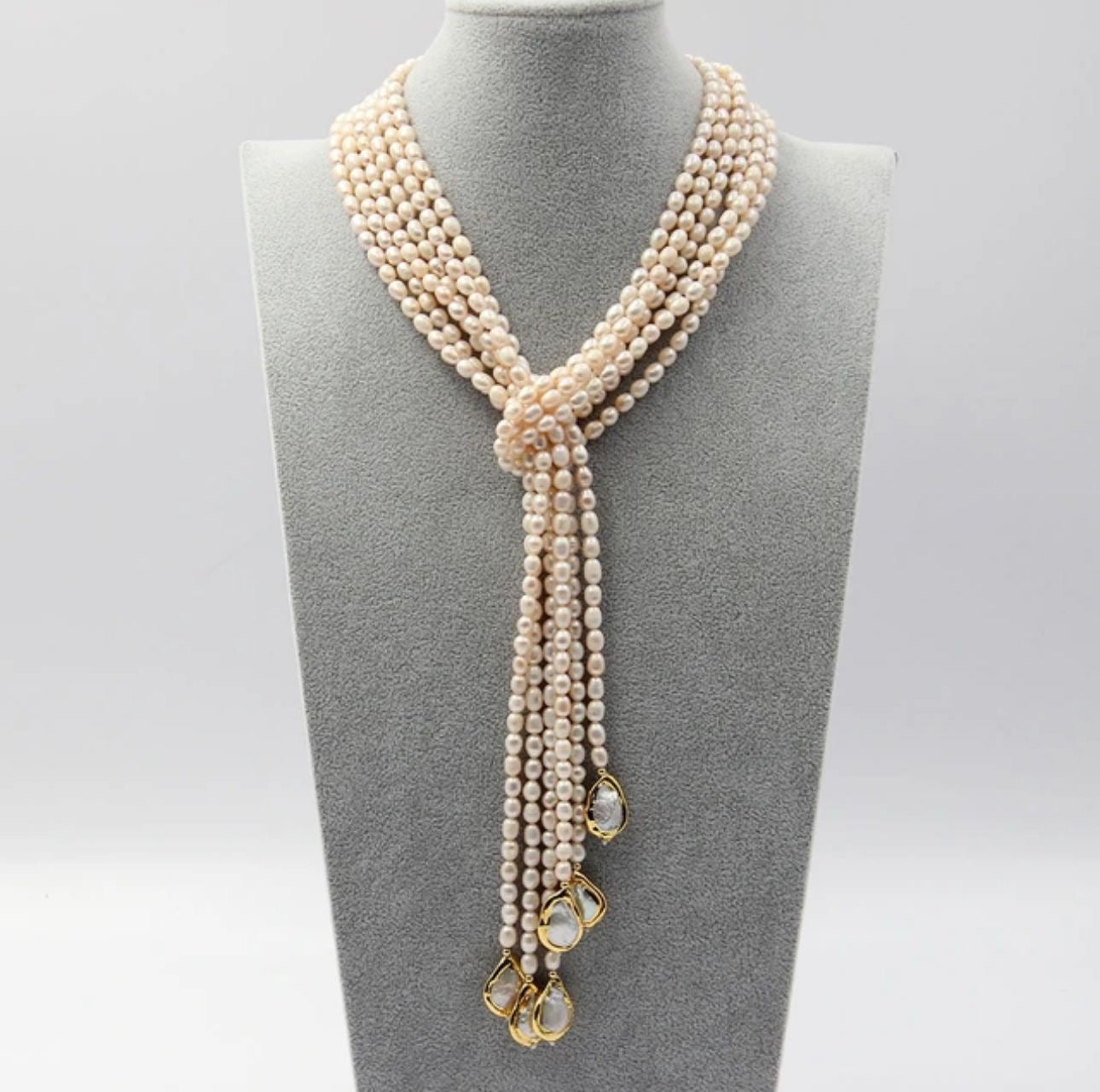 Collier en perle de culture “ Chic”